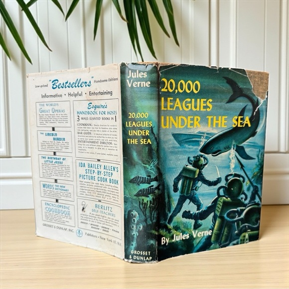 Vintage 20,000 Leagues Under the Sea by Jules Verne – with Dust Jacket - Picture 3 of 10